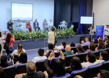ALCALDE CHRISTIAN AGÚNDEZ INAUGURA FORO ITAIBCS