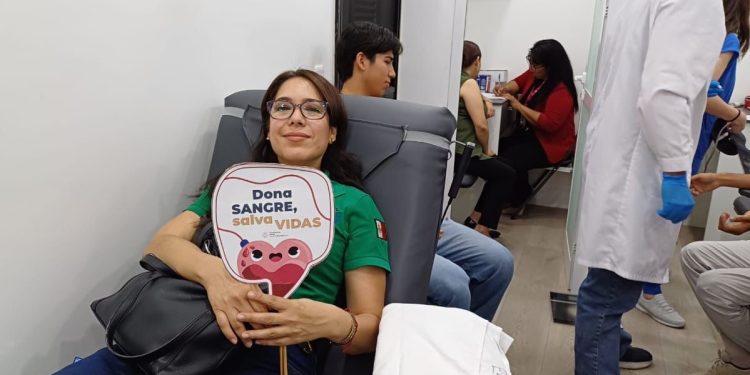 LA UNIVERSIDAD MUNDIAL REALIZÓ SU TRADICIONAL CAMPAÑA DE DONACIÓN DE SANGRE