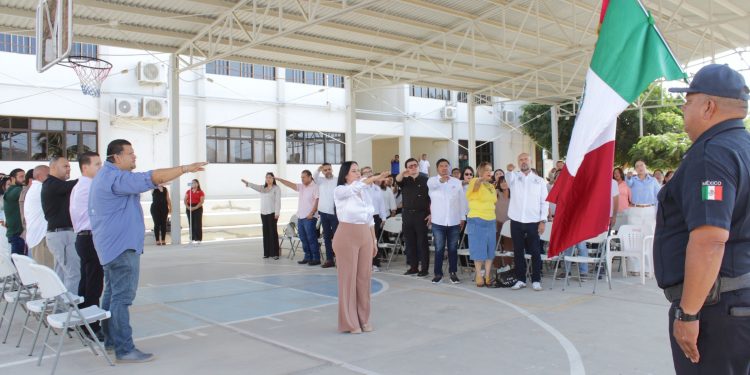    CIUDADANÍA DE CABO SAN LUCAS RECIBE ASESORÍA GRATUITA Y PERMANENTE