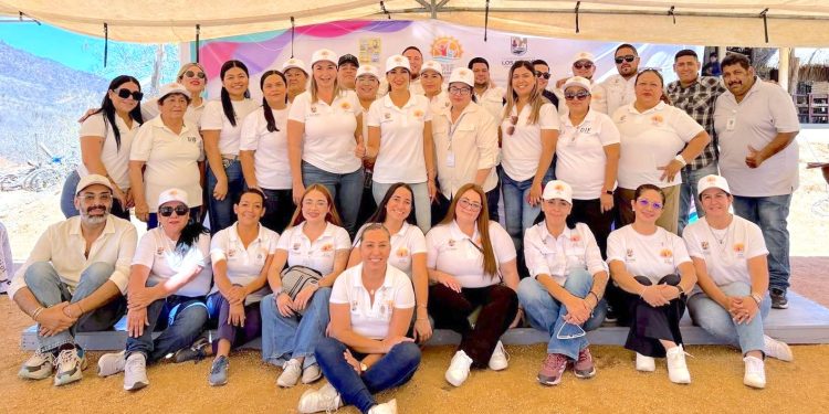 REALIZA DIF LOS CABOS JORNADA SOCIAL EN LA SUBDELEGACIÓN DE SAN FELIPE