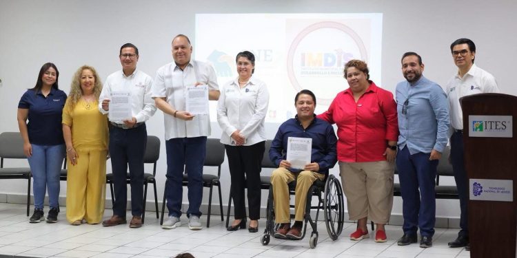 FIRMAN CONVENIO DE COLABORACIÓN IMDIS LOS CABOS Y EL SERVICIO NACIONAL DE EMPLEO EN BCS