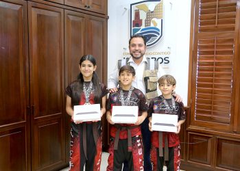 AUTORIDADES DE LOS CABOS Y TRANSPORTISTAS ACUERDAN LINEAMIENTOS DURANTE OBRAS EN LA GLORIETA DE FONATUR