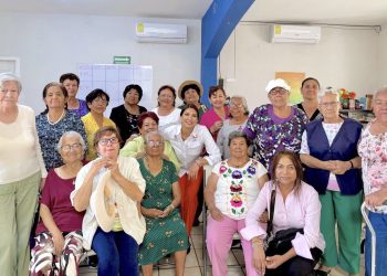 REAFIRMA SOL DELGADO COMPROMISO DE DIF LOS CABOS CON ADULTOS MAYORES DURANTE VISITA A CASA DE DIA