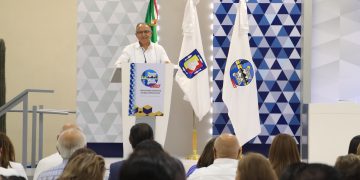 RINDE RECTOR DE LA UABCS SU SEGUNDO INFORME DE GESTIÓN ACÁDEMICO- ADMINISTRATIVA