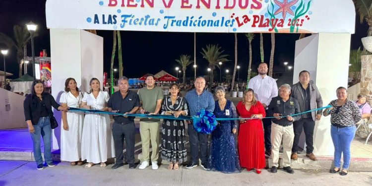 INAUGURAN LAS FIESTAS TRADICIONALES LA PLAYA 2025