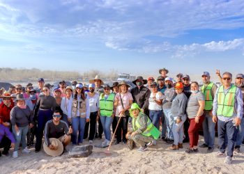 CON LIMPIEZA DE ARROYOS AVANZA LA CAMPAÑA “ CADA MANO CUENTA “ EN CSL