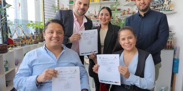 FIRMAN CONVENIO PARA FORTALECER ATENCIÓN A PERSONAS CON AUTISMO EN LOS CABOS