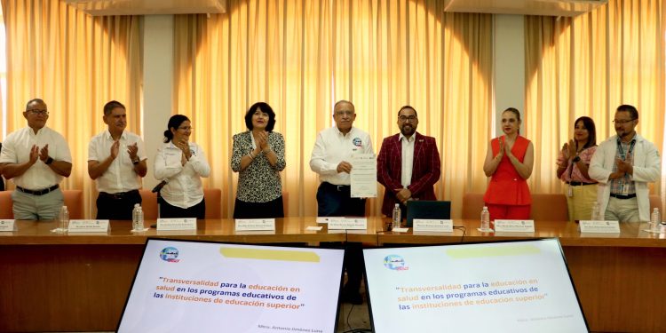 UABCS RECIBE DISTINTIVO NACIONAL COMO UNIVERSIDAD PROMOTORA DE LA SALUD