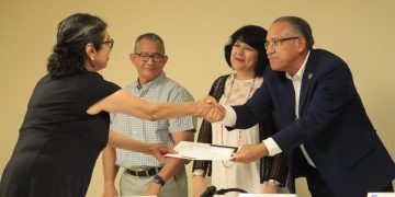 RECONOCE UABCS A PERSONAL ACADÉMICO JUBILADO POR SU VALIOSA TRAYECTORIA Y APORTACIONES A LA INSTITUCIÓN