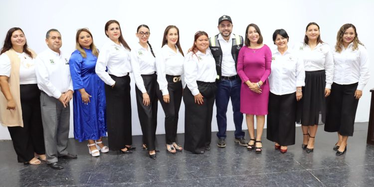 DESDE EL CABILDO DE LOS CABOS SE FORTALECE LA ATENCIÓN SOCIAL