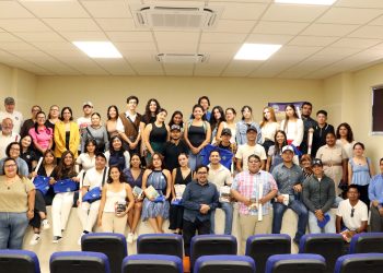 UABCS DA BIENVENIDA A ESTUDIANTES DEL VERANO CIENTÍFICO DELFIN 2025
