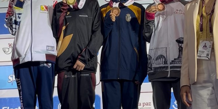 GRAN ARRANQUE DE BCS EN LA OLIMPIADA NACIONAL DE TAEKWONDO