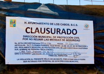 CLAUSURAN OBRA DE GASOLINERA EN CABO SAN LUCAS