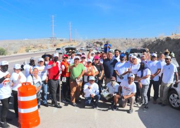 SERVICIOS PÚBLICOS Y CROC REALIZAN JORNADA DE LIMPIEZA EN CABO SAN LUCAS