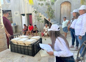 REFUERZA DIF LOS CABOS PROGRAMA DE ATENCIÓN DOMICILIARIA PARA PERSONAS ADULTAS MAYORES