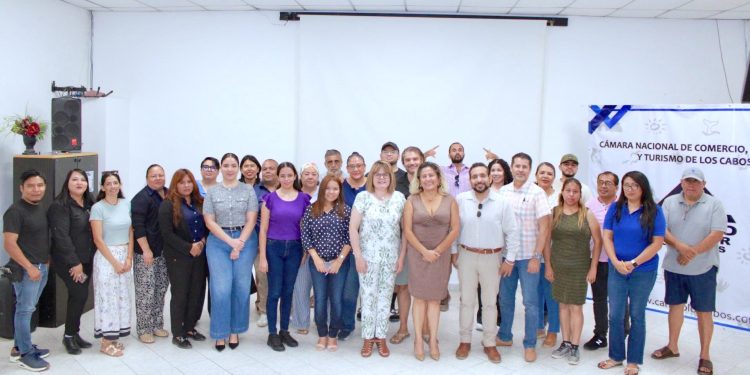 REALIZAN TALLER SOBRE EL REGISTRO DE MARCA PARA PERSONAS EMPRENDEDORAS Y EMPRESARIAS EN LOS CABOS