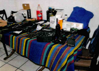 EN CATEO, FGR ASEGURA ARMAS, CARTUCHOS Y UN INMUEBLE EN LA PAZ, BAJA CALIFORNIA SUR
