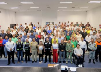 ANALIZA CONSEJO MUNICIPAL DE PROTECCIÓN CIVIL DE LOS CABOS MEDIDAS PREVENTIVAS POR EFECTOS DE “ FLOSSIE”
