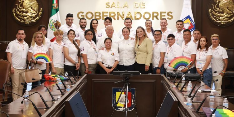 GOBERNADOR VCC SE REÚNE CON EL PARLAMENTO SUDCALIFORNIANO DE LA DIVERSIDAD