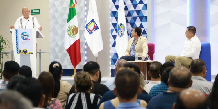 GOBIERNO DEL ESTADO TRABAJA POR UNA SOCIEDAD MÁS JUSTA E IGUALITARIA : VÍCTOR CASTRO