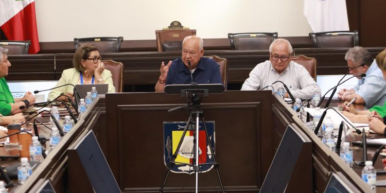 REITERA GOBERNADOR VÍCTOR CASTRO LLAMADO A FORTALECER LA COORDINACIÓN Y COMPROMISO CON EL PUEBLO SUDCALIFORNIANO