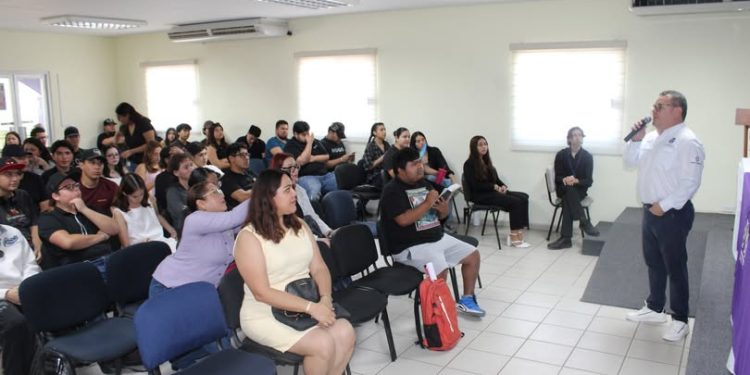 LA UNIVERSIDAD MUNDIAL REALIZÓ CON ÉXITO EL 3ER ENCUENTRO DE CIENCIAS DE LAS ORGANIZACIONES