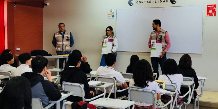 TIENE MESA DE SEGURIDAD IDENTIFICADO A UN PROBABLE RESPONSABLE DE LA COLOCACIÓN DE MANTAS EN BCS