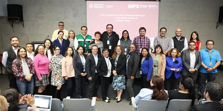 SE GRADÚAN 189 ALUMNOS DE LA UNIVERSIDAD PEDAGÓGICA NACIONAL LA PAZ