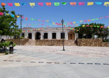 AVANZA EN CABO SAN LUCAS ORGANIZACIÓN DEL FESTIVAL Y DESFILE DE DÍA DE MUERTOS