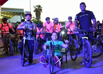 GRAN PARTICIPACIÓN EN LA RODADA NEÓN ENCABEZADA POR ALCALDE CHRISTIAN AGÚNDEZ