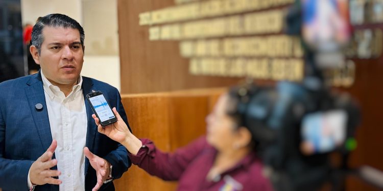 “PRI PROPONE TITULACIÓN UNIVERSITARIA GRATUITA”