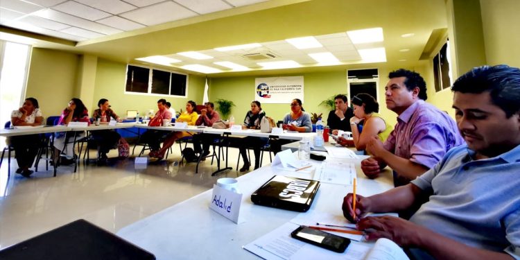 CLAUSURA UABCS DIPLOMADO EN METODOLOGÍA DE INVESTIGACIÓN PARA DOCENTES EN ESTUDIOS SOCIOECOLOGICOS