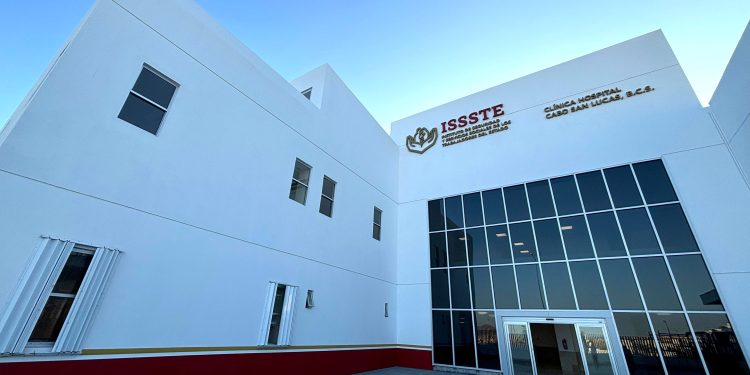 CLÍNICA HOSPITAL ISSSTE CABO SAN LUCAS FORTALECE CALIDAD DEL SERVICIO CON CAPACITACIÓN EN TRATO DIGNO