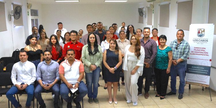 IMPULSA AYUNTAMIENTO DE LOS CABOS GOBIERNO DIGITAL PARA AGILIZAR TRÁMITES