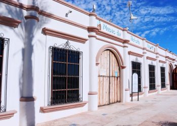 ATIENDE AYUNTAMIENTO DE LOS CABOS NECESIDADES PRIORITARIAS EN LA COLONIA LA BALLENA