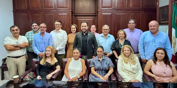 INAUGURAN TALLER DE CAPACIDADES EN ANÁLISIS Y APLICACIÓN DEL ATLAS DE RIESGOS EN CABO SAN LUCAS