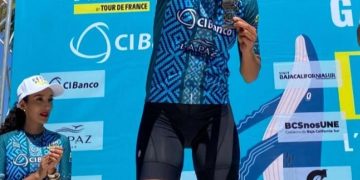 DOS ACADÉMICAS DE LA UABCS REPRESENTARÁN A MÉXICO EN EL CAMPEONATO MUNDIAL DE TRIATLÓN WOLLONGONG 2025