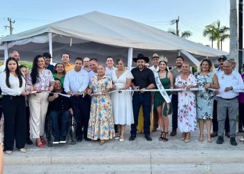 INAUGURA CHRISTIAN AGÚNDEZ “ FERIA DEL MANGO 2025”