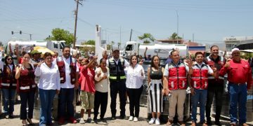 ENCABEZA ALCALDE CHRISTIAN AGÚNDEZ ENTREGA DE 100 TINACOS A FAMILIAS DE CABO SAN LUCAS