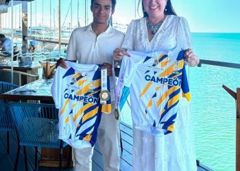 AYUNTAMIENTO DE MULEGÉ RECONOCE A BRANDON ABUNDEZ E ISRAEL MEDINA POR SU DESTACADA PARTICIPACIÓN EN EL PANAMERICANO DE CICLISMO EN LIMA, PERÚ