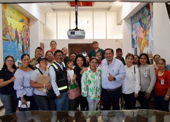 CAPACITAN BOMBEROS DE CSL A PERSONAS EXTRANJERAS EN PREVENCIÓN ANTE TEMPORADA CICLÓNICA