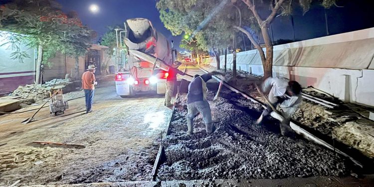 IMPULSA AYUNTAMIENTO DE LOS CABOS TRANSFORMACIÓN URBANA CON NUEVAS OBRAS DE PAVIMENTACIÓN