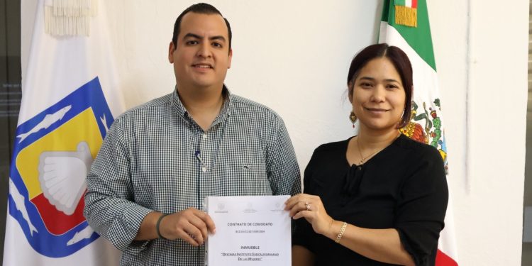 REALIZA SEP ENTREGA DE 270 TÍTULOS  A EGRESADOS NORMALISTAS DE BCS
