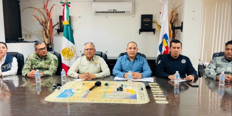 SESIONA MESA DE SEGURIDAD EN COMONDÚ; FUERZAS DE SEGURIDAD AVANZAN CON RESULTADOS