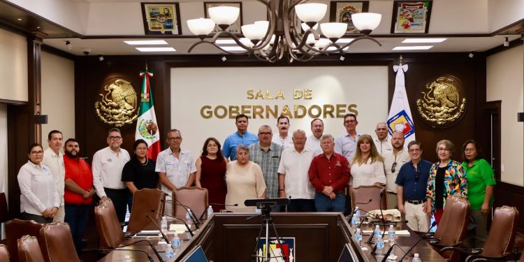 LA TRANSFORMACIÓN TAMBIÉN LLEGA AL MAR: GOBERNADOR DESTACA LABOR DE FONMAR