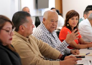 GOBIERNO DE BAJA CALIFORNIA SUR AVANZA EN SOLUCIONES PARA UN TRANSPORTE SEGURO , LEGAL Y EFICIENTE EN LOS CABOS