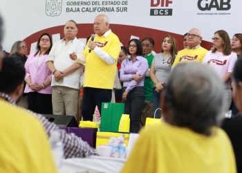 FIRMAN CONVENIO ICATEBCS E IMM PARA FORTALECER EL DESARROLLO DE LAS MUJERES EN LA ENTIDAD