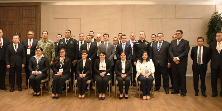 ANUNCIAN CARAVANAS DE SALUD Y MEJORAS EDUCATIVAS TRAS REUNIÓN EN PALACIO NACIONAL