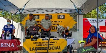 REALIZAN DONACIÓN EN APOYO A MUJERES INDÍGENAS ARTESANAS EN CABO SAN LUCAS
