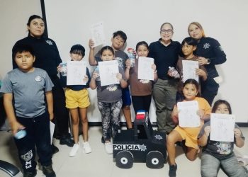 DETIENEN EN COMONDÚ A PRESUNTOS NARCOMENUDISTAS CON MIL ENVOLTORIOS DE DROGA